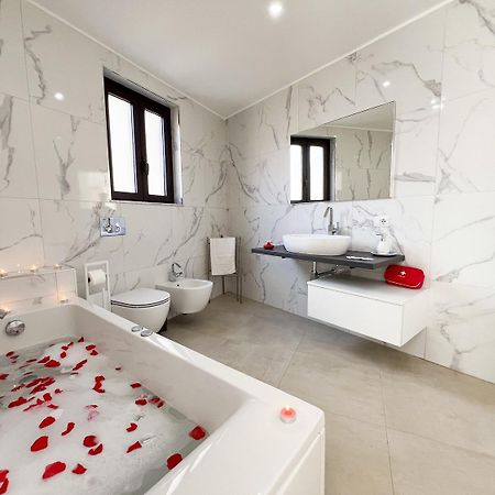 Martiry Suite Apartment Catania Ngoại thất bức ảnh
