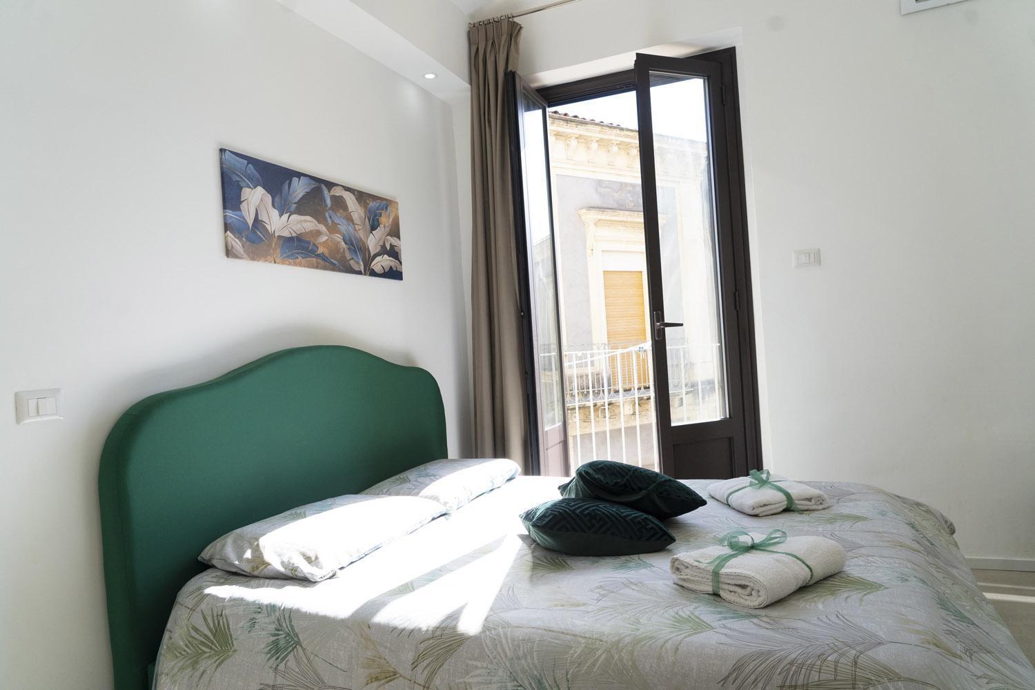 Martiry Suite Apartment Catania Ngoại thất bức ảnh